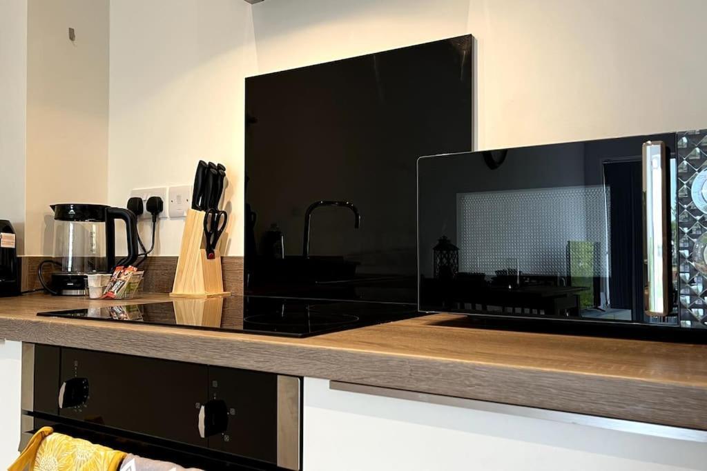 Modern 1 Bedroom Serviced Apartment - Near City Centre Doncaster Kültér fotó